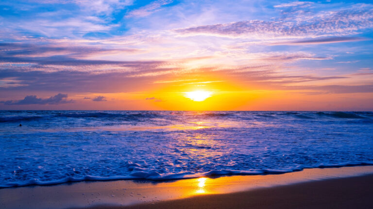 sunrise image at a luxury home in bethany beach